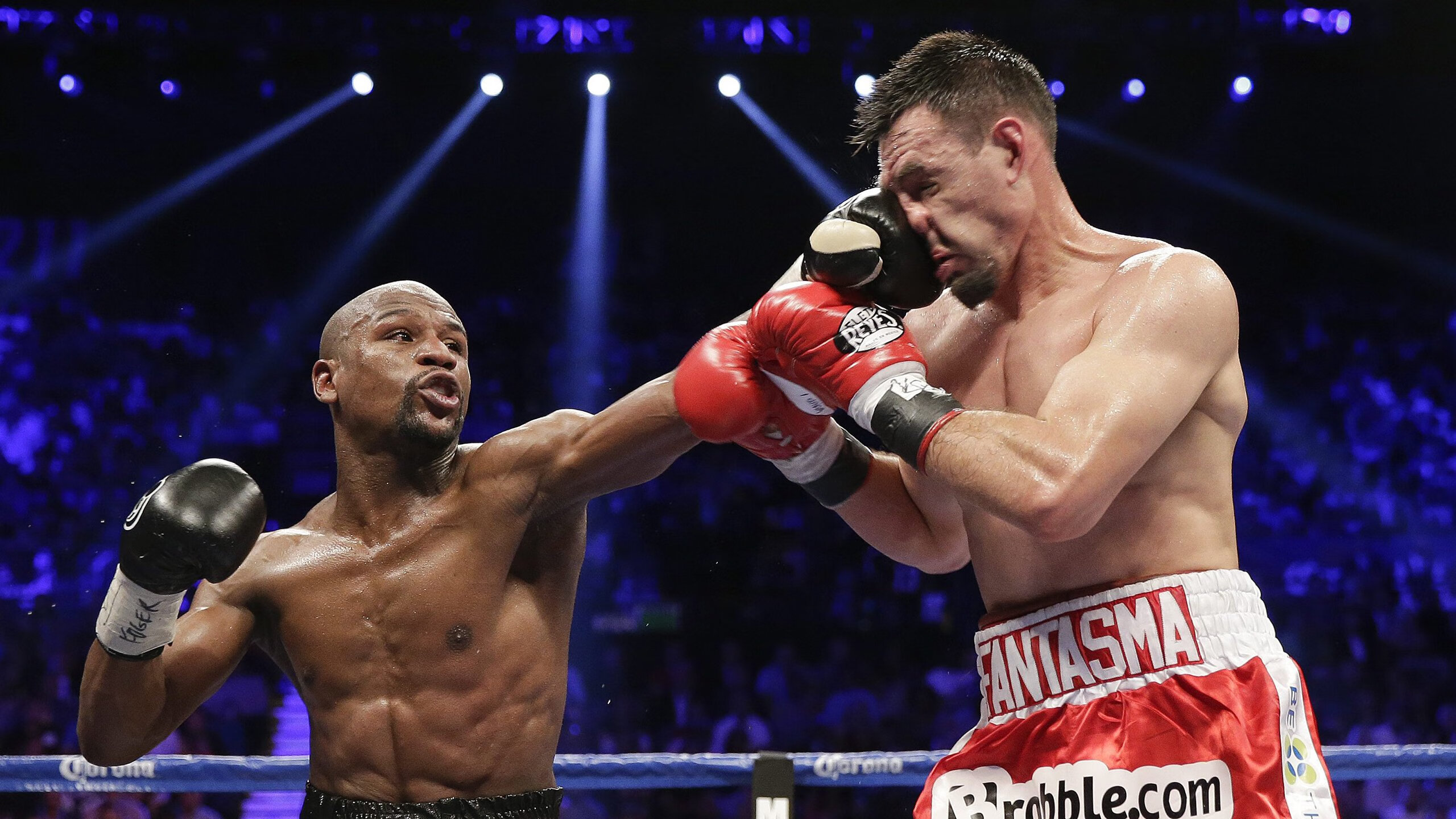 萨拉赫意外战胜法国队,战术调整引爆全场!气势如虹延续